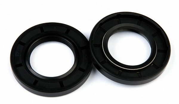 Сальник на вал насоса 1СВН-80АМ (манжета армированная 30х52)